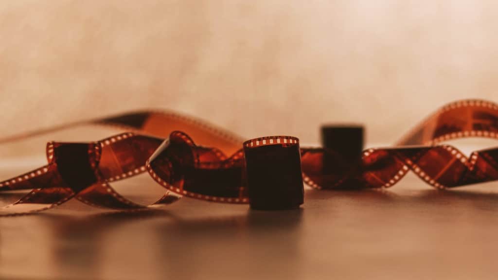 映像化されたおすすめエンタメ小説【ジャンル別】